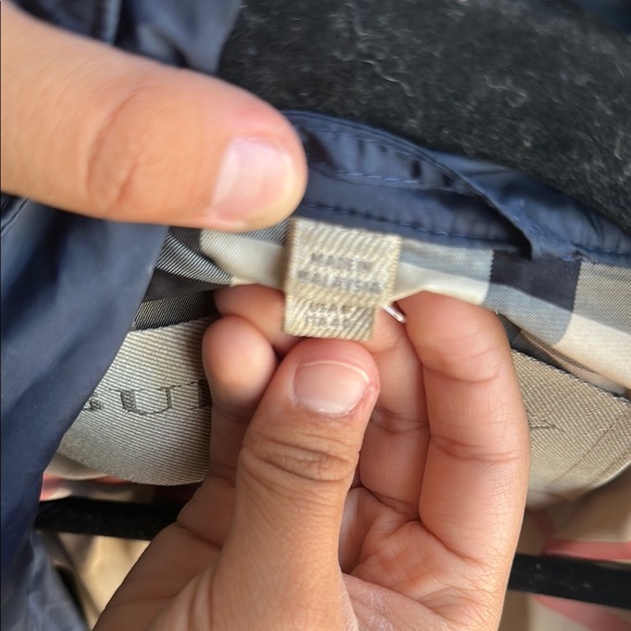 Burberry Women's Navy Jacket - Picture 8 of 8